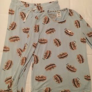Pancake print pajama set.